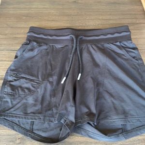 ZYIA Black Canyon Shorts, medium